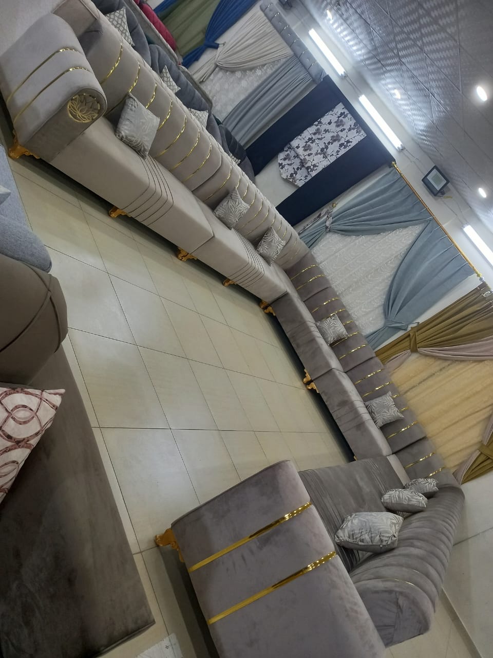 كنب  جاهز بسعر المصنع